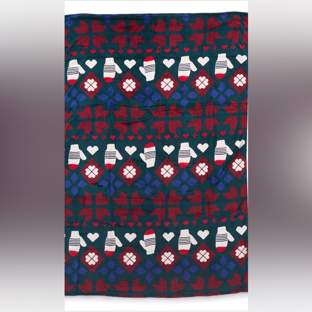 Vera Bradley Cozy INTARSIA MITTENS Throw
